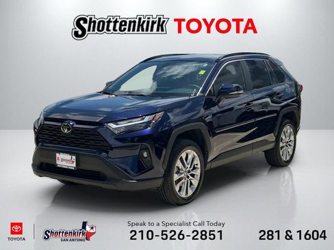 Used 2025 Toyota RAV4 XLE Premium FWD image 1