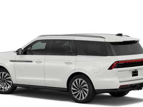 New 2026 Lincoln Navigator Black Label image 25