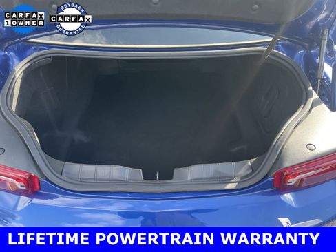 Used 2021 Chevrolet Camaro LT w/ Technology Package image 24
