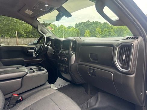 Used 2021 Chevrolet Silverado 1500 LT AWD/4WD image 29