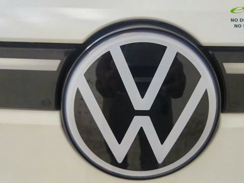 Used 2023 Volkswagen ID.4 Pro S Plus AWD/4WD image 31