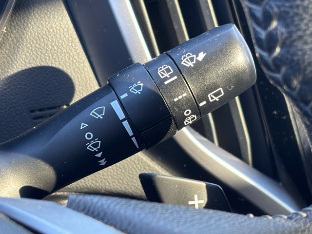 Used 2021 Subaru Ascent Limited w/ Technology Package AWD/4WD image 17