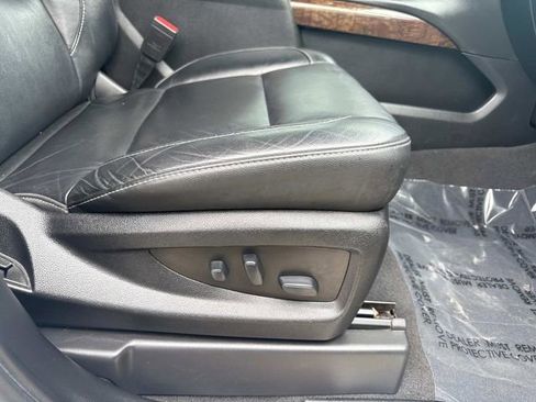 Used 2020 Chevrolet Tahoe LT image 17