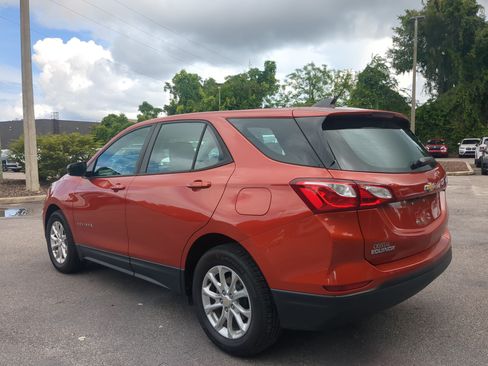 Used 2020 Chevrolet Equinox LS FWD image 15
