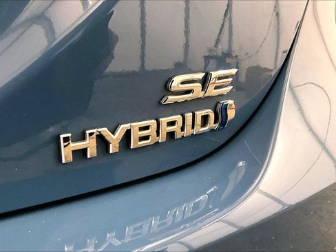 Used 2023 Toyota Camry SE image 13