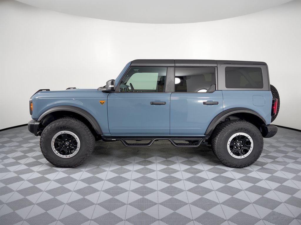 Used 2023 Ford Bronco Badlands w/ Sasquatch Package AWD/4WD image 2