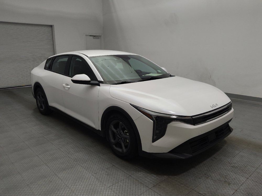 Used 2025 Kia K4 FWD image 13
