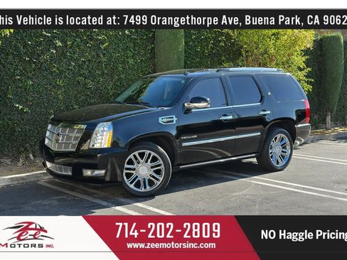 Used 2013 Cadillac Escalade Platinum AWD/4WD image 13
