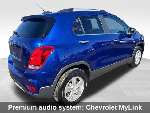 Used 2017 Chevrolet Trax LT w/ LT Convenience Package AWD/4WD image 6