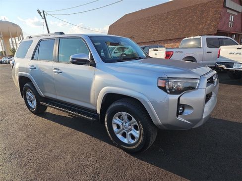 Used 2024 Toyota 4Runner SR5 Premium image 10
