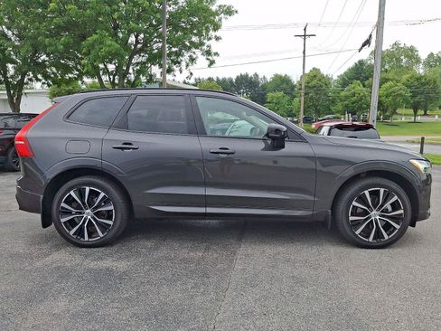 Certified 2024 Volvo XC60 B5 Plus w/ Protection Package Premier AWD/4WD image 7