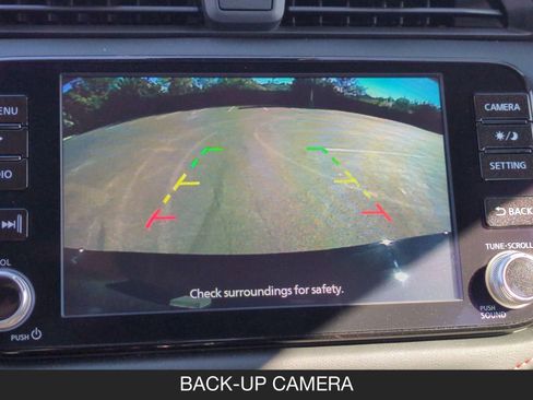 New 2025 Nissan Versa SR w/ Trunk Package image 18