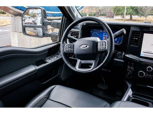 Used 2024 Ford F250 Lariat w/ Sport Appearance Package image 13