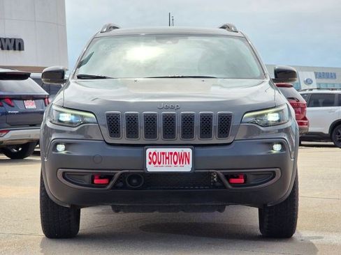 Used 2022 Jeep Cherokee Trailhawk w/ Sound & Nav Group AWD/4WD image 2