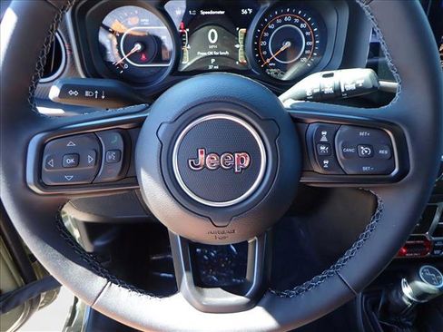 New 2025 Jeep Wrangler Unlimited Rubicon image 12