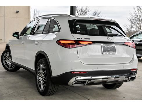 New 2026 Mercedes-Benz GLC 300 4MATIC image 4