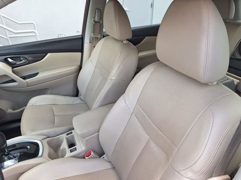 Used 2016 Nissan Rogue SL image 15