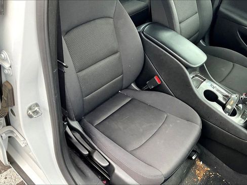 Used 2024 Chevrolet Malibu RS FWD image 5