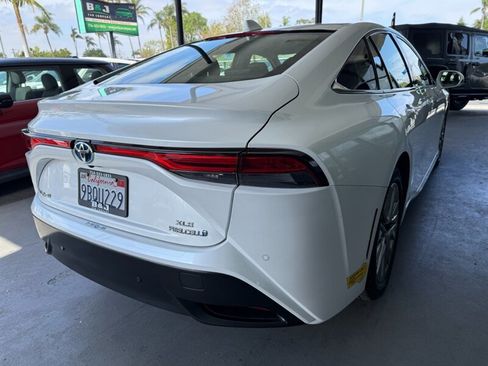 Used 2022 Toyota Mirai XLE w/ Advanced Technology Package image 10