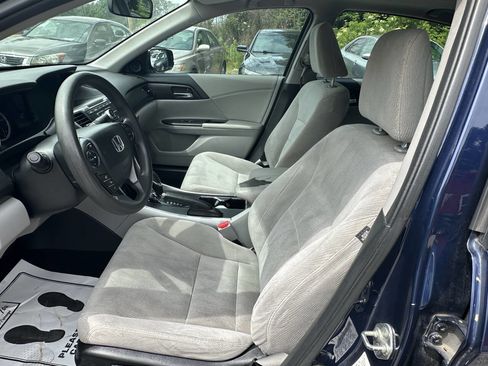 Used 2014 Honda Accord EX image 11