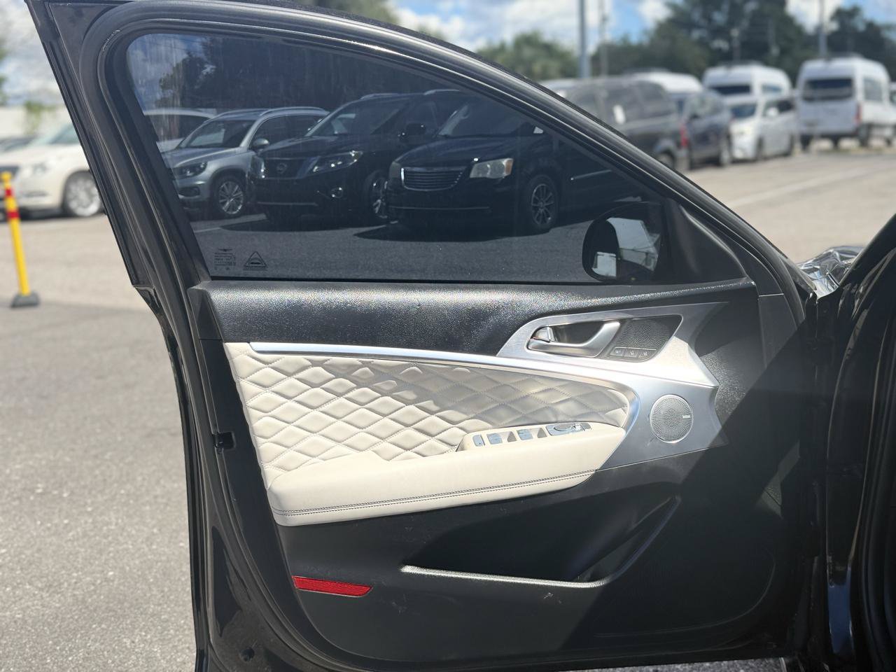 Used 2019 Genesis G70 2.0T Advanced w/ Dynamic Package RWD image 44
