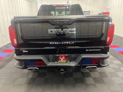 Used 2023 GMC Sierra 1500 Denali Ultimate AWD/4WD image 3
