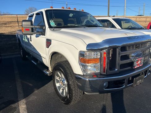 Used 2008 Ford F250 Lariat image 2