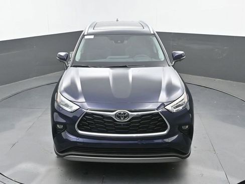 New 2026 Toyota Highlander Platinum AWD/4WD image 30