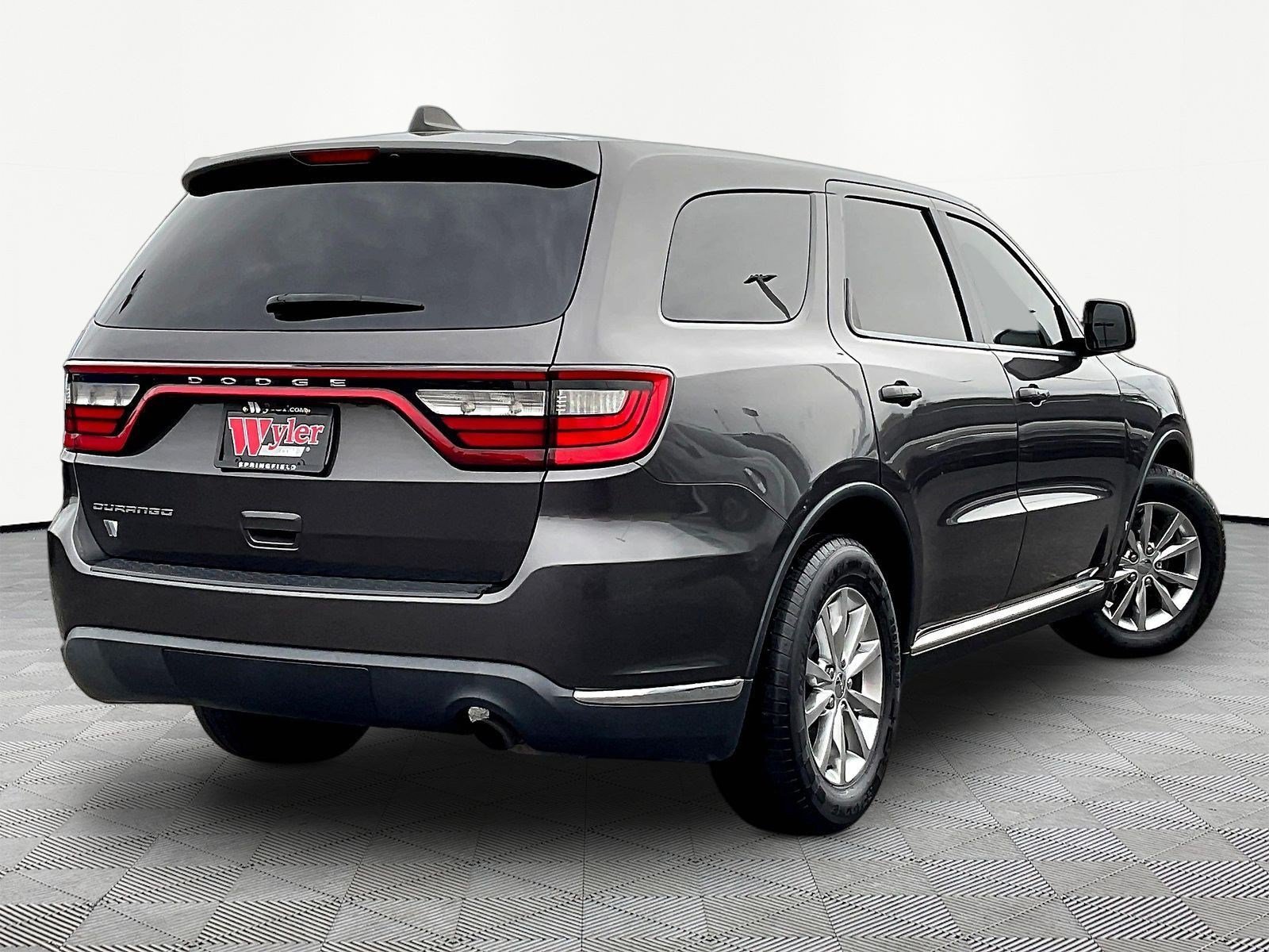 Used 2018 Dodge Durango SXT w/ 3rd Row Seating Group RWD image 6