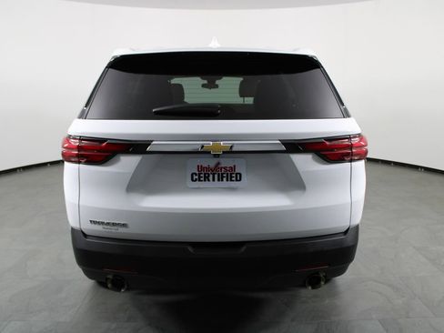 Used 2023 Chevrolet Traverse LS w/ Safety Package FWD image 7