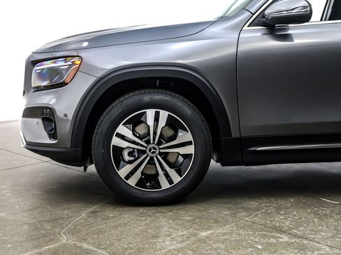 New 2026 Mercedes-Benz GLB 250 image 10
