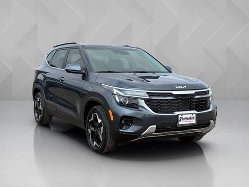 New 2026 Kia Seltos EX FWD image 3