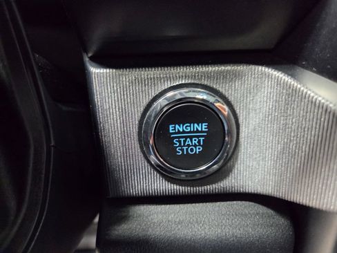 Used 2025 Ford F250 Platinum AWD/4WD image 33