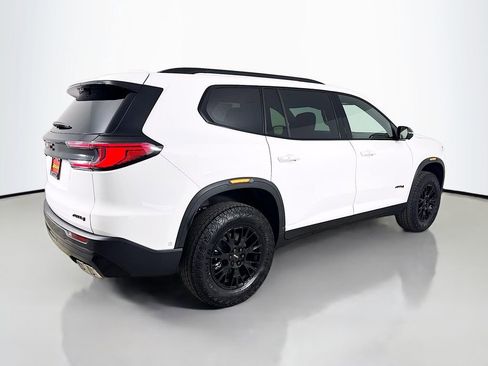 Used 2026 GMC Acadia AT4 w/ Super Cruise Package AWD/4WD image 8