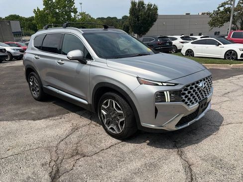 Used 2022 Hyundai Santa Fe Limited FWD image 3