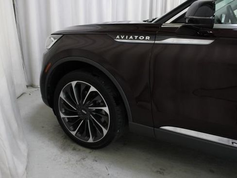Used 2024 Lincoln Aviator Reserve w/ Equipment Group 201A AWD/4WD image 36