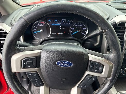 Used 2020 Ford F250 Lariat w/ Lariat Value Package AWD/4WD image 33