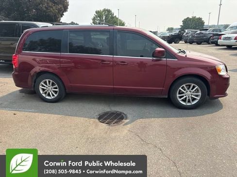 Used 2019 Dodge Grand Caravan SXT FWD image 7