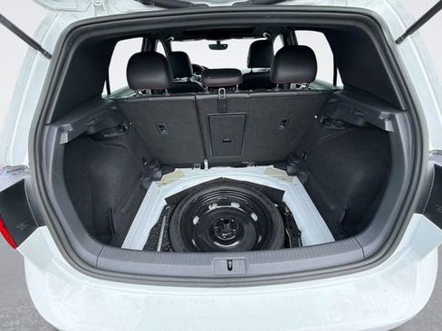 Used 2020 Volkswagen GTI SE FWD image 12