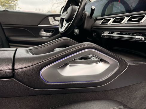 Used 2020 Mercedes-Benz GLE 350 4MATIC w/ Premium Package image 20