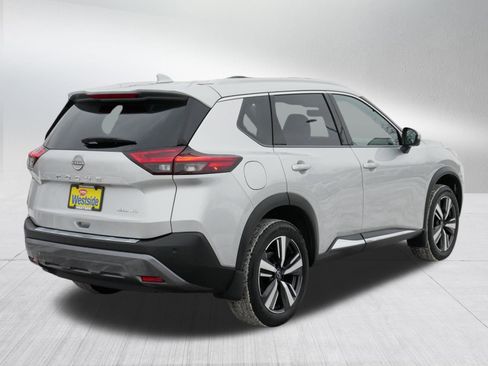 Used 2023 Nissan Rogue SL image 7