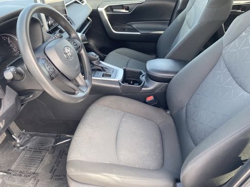 Used 2024 Toyota RAV4 XLE image 15