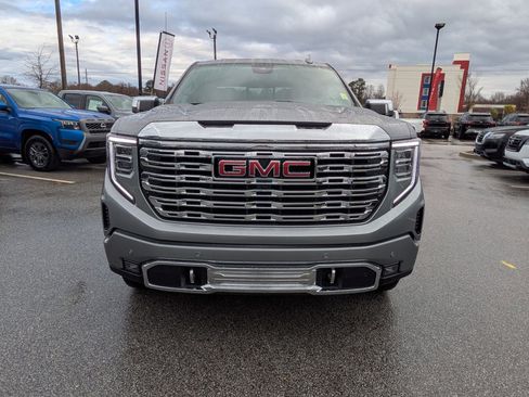 Used 2025 GMC Sierra 1500 Denali image 9