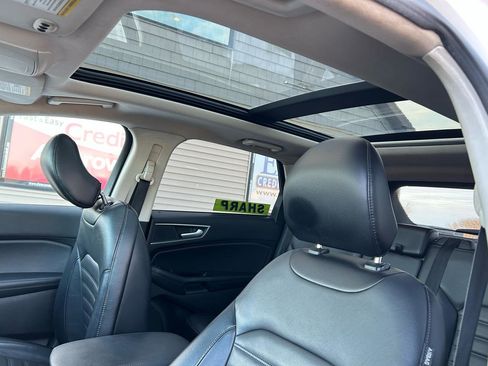 Used 2017 Ford Edge SEL w/ Equipment Group 201A image 18