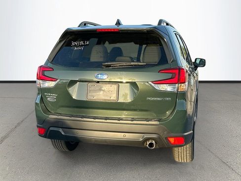 Used 2024 Subaru Forester Limited AWD/4WD image 6
