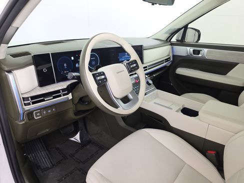 Used 2025 Hyundai Santa Fe Calligraphy FWD image 13
