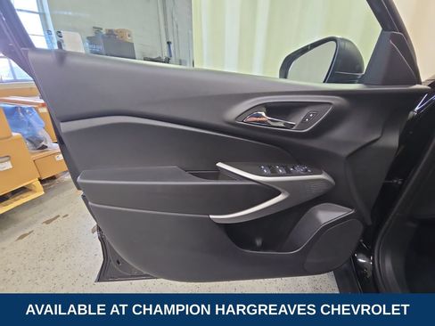 Used 2024 Chevrolet Trax LS FWD image 30
