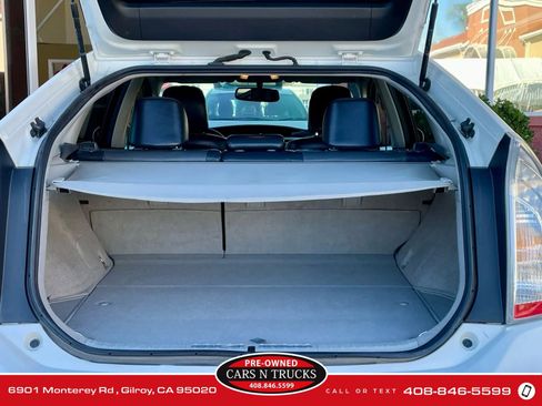 Used 2014 Toyota Prius Prime Advanced FWD image 12