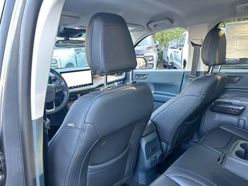 New 2025 Ford Maverick Lobo image 38