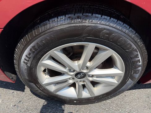 Used 2016 Hyundai Sonata SE FWD image 11